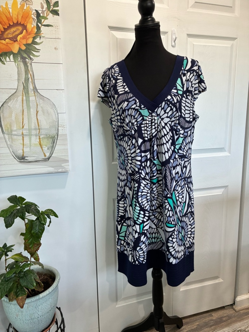 Laundry by Design Navy, White & Teal Floral V-Neck Midi Dress